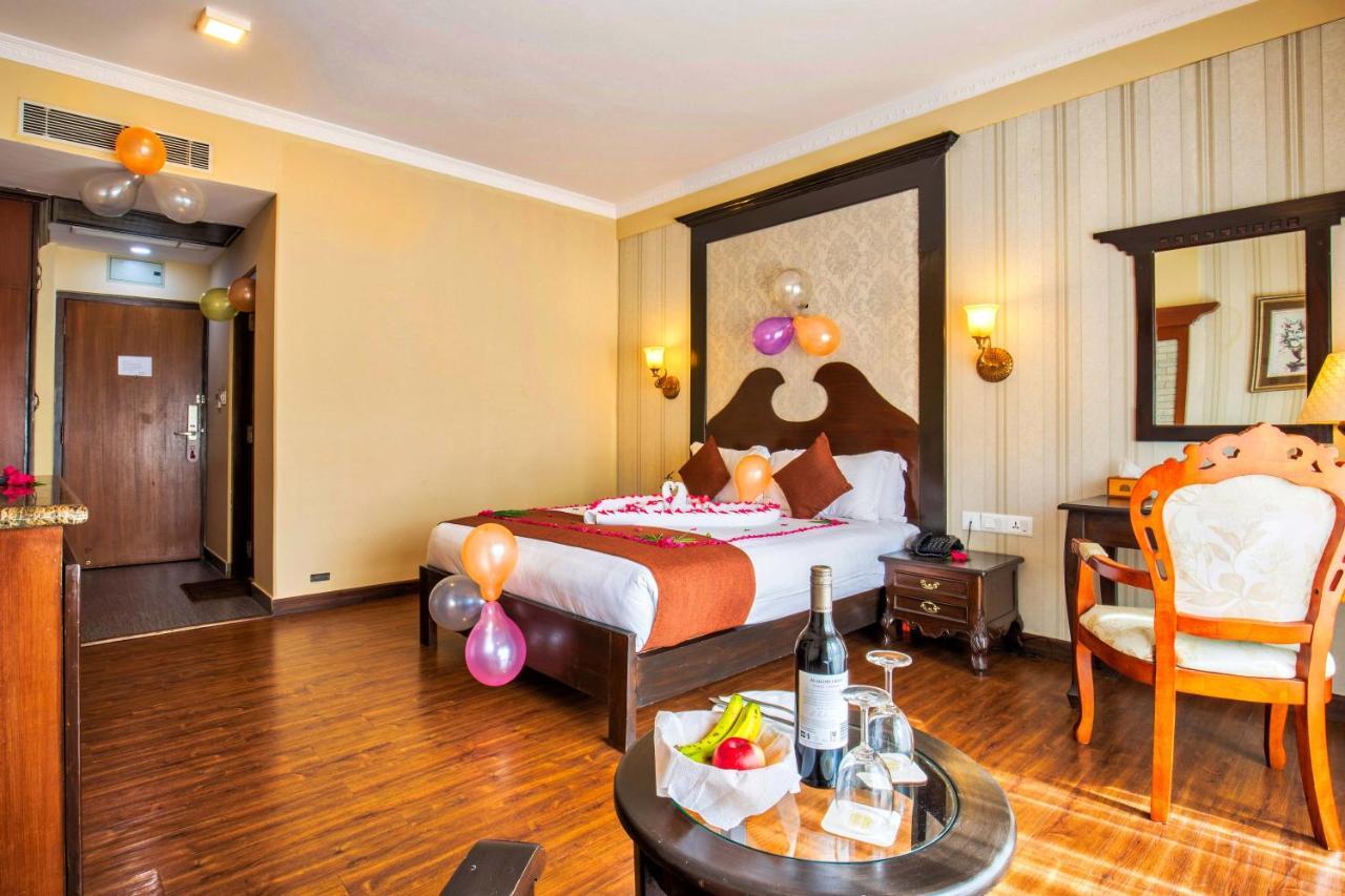 Da Yatra Courtyard Hotel Pokhara Exterior photo
