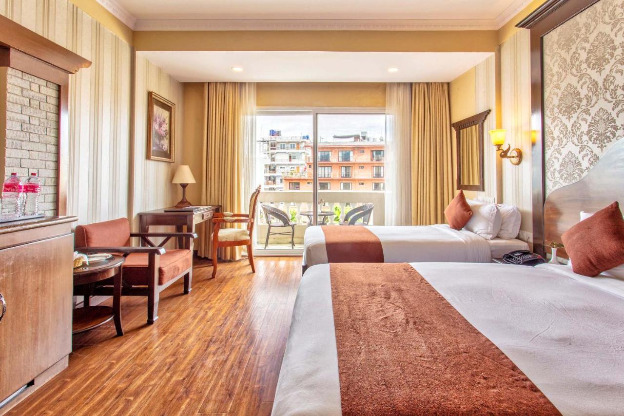 Da Yatra Courtyard Hotel Pokhara Exterior photo